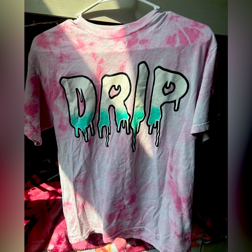 Brand: Vibes, Color: pink, Size: Medium
